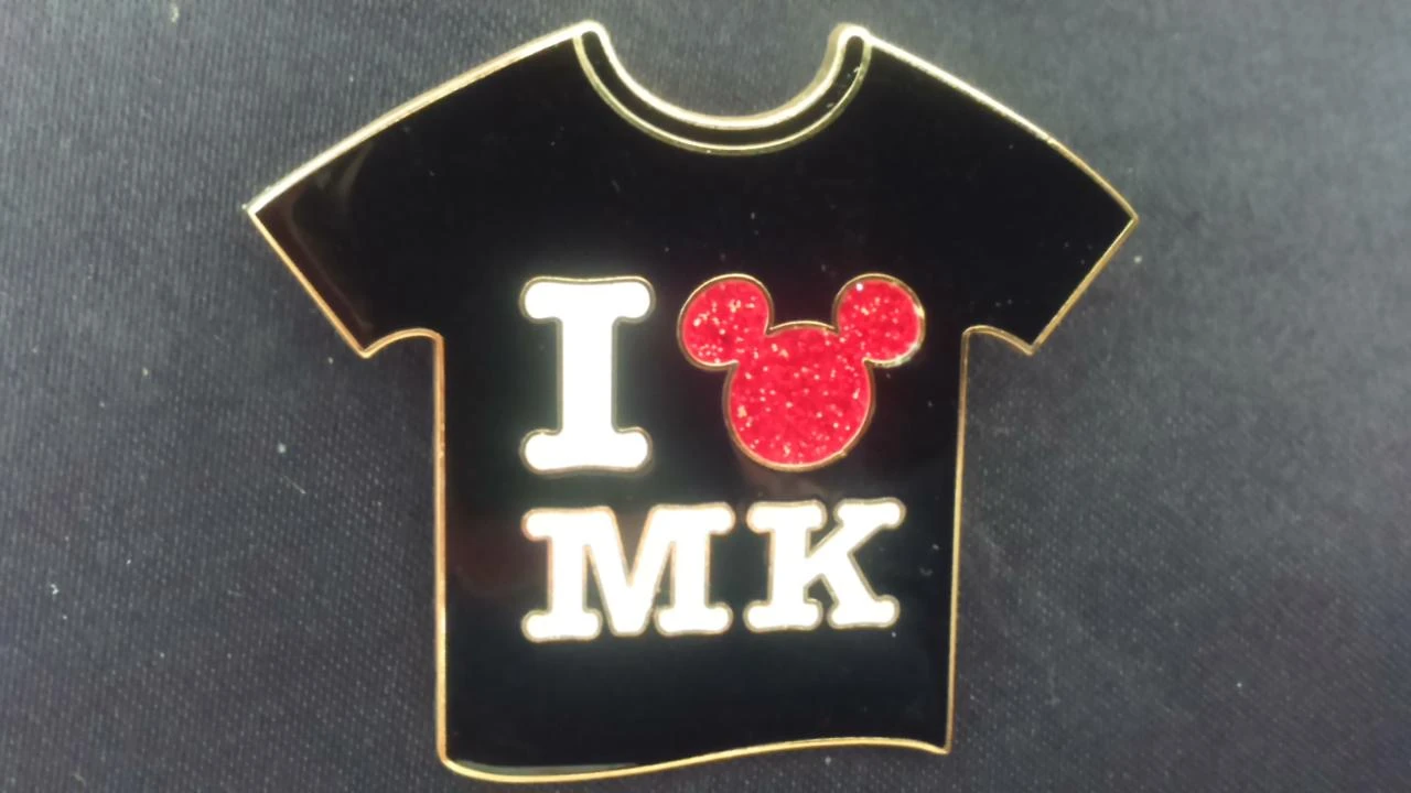 Rare Pins disney Disneyland Paris : T.shirt I love Mickey